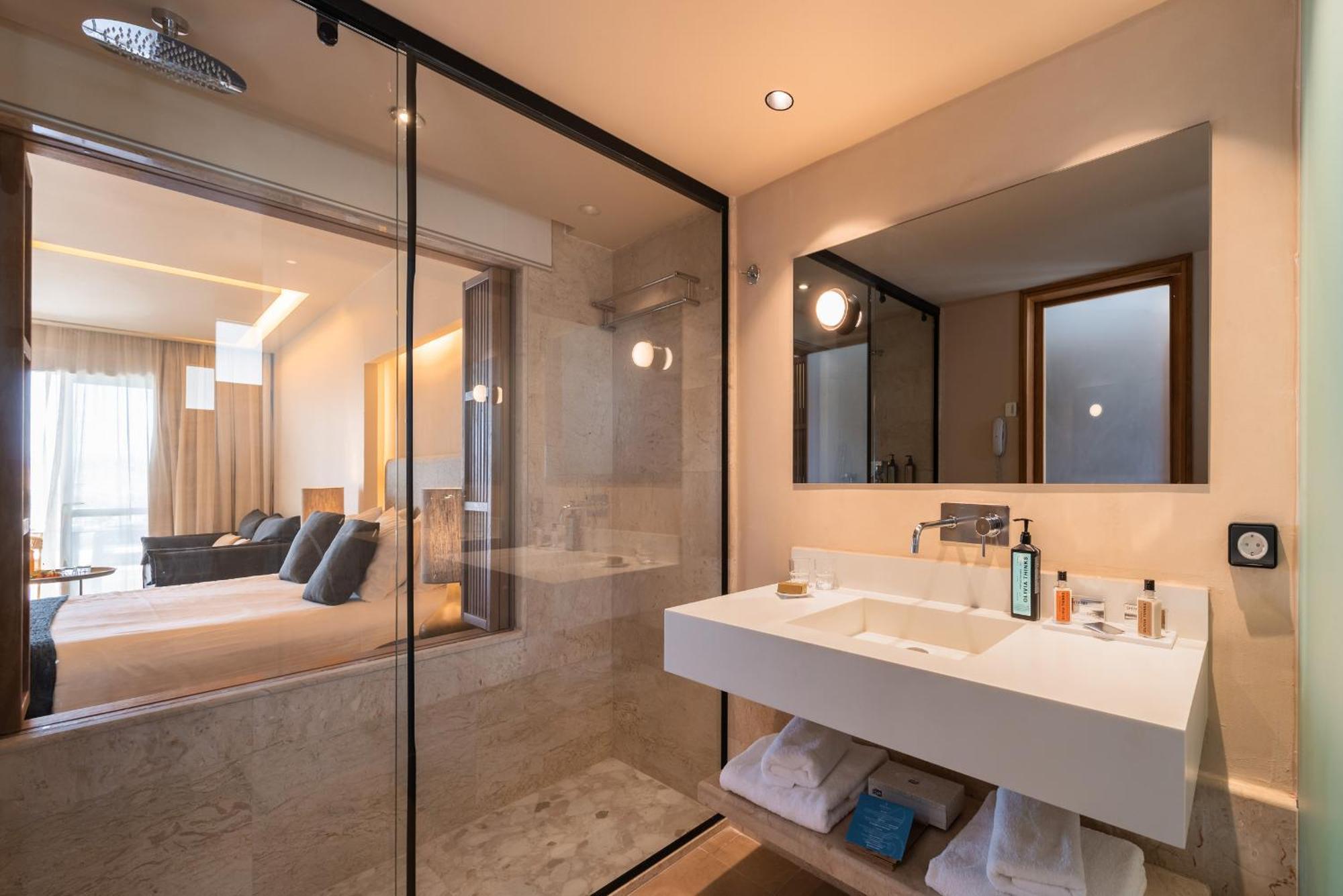 Junior Suite (2 Guests) with Sea View,1593641570:JPEG