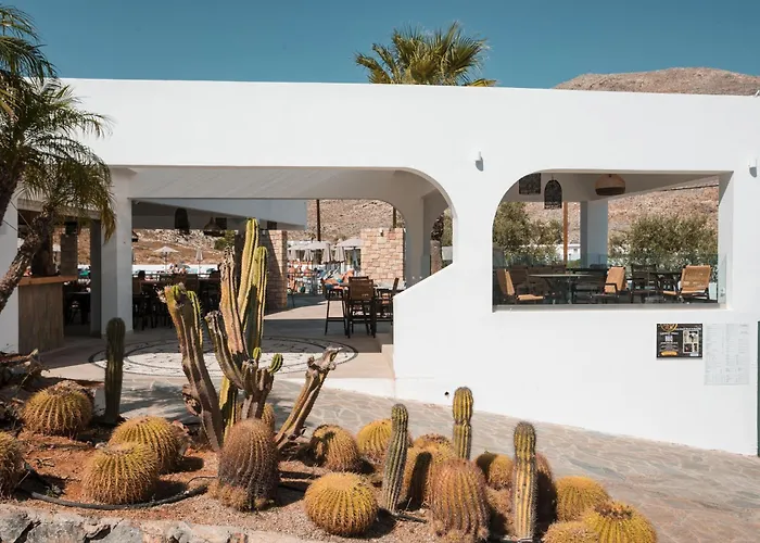 Family Hotel: Lambis Studios & Apartments